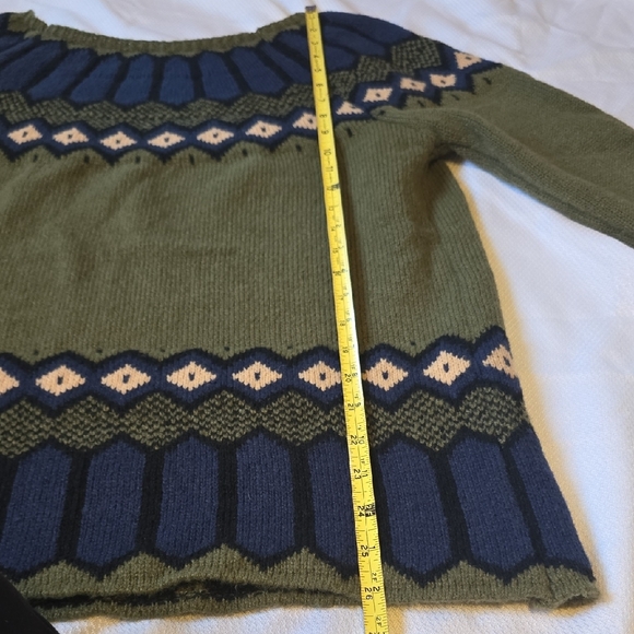 Green and Navy Patterned Sweater - Picture 2 of 6